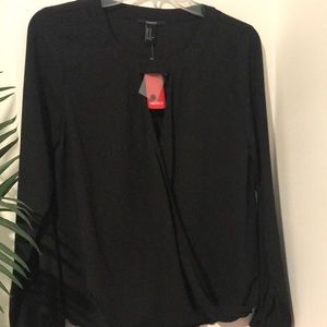NWT-Cross body long sleeve blouse